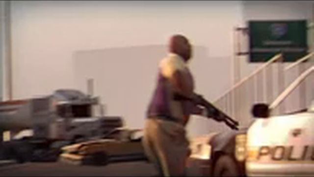 Left 4 Dead 2 - Dead Center (4:3, VHS, CRT Friendly) смотреть онлайн