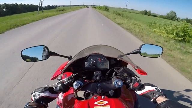 Еду на работу, на мотоцикле Honda CBR 600RR смотреть онлайн