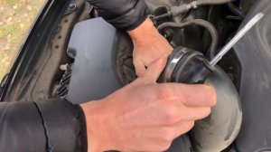 Замена воздушного фильтра Ауди А6 С7, 2015 года.Фильтр Ауди.Своими руками.Экономия денег!!!