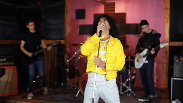 Queen Hammer to fall - Cover by Queen Guards - Queen Tribute Band смотреть онлайн