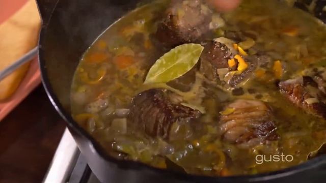 мясное рагу по-венесуэльски | латинская кухня смотреть онлайн