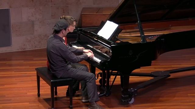 [ZOFO] Zita (Astor Piazzolla) смотреть онлайн