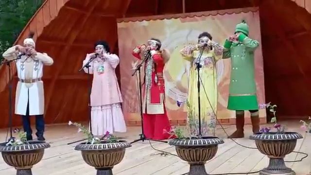 Усть-янские хомусисты - на Ысыахе Олонхо смотреть онлайн