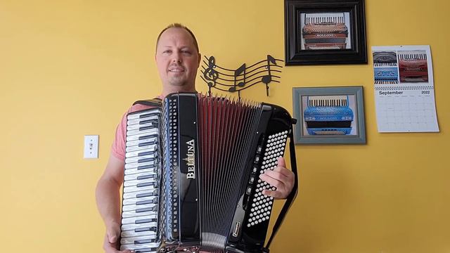 (SOLD!) - Beltuna Studio IV - pre-owned, Binci reeds! VIDEO #1 (Carnegie Accordion Company) смотреть онлайн