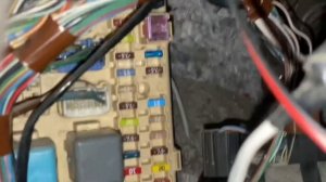 Не работает габаритный свет ?  (Toyota Avensis ll поколение)