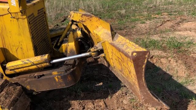 Komatsu D20-A6 Бульдозер-экскаватор смотреть онлайн