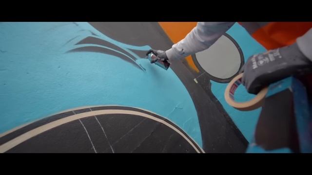 London Graphic Centre x Supermundane mural смотреть онлайн