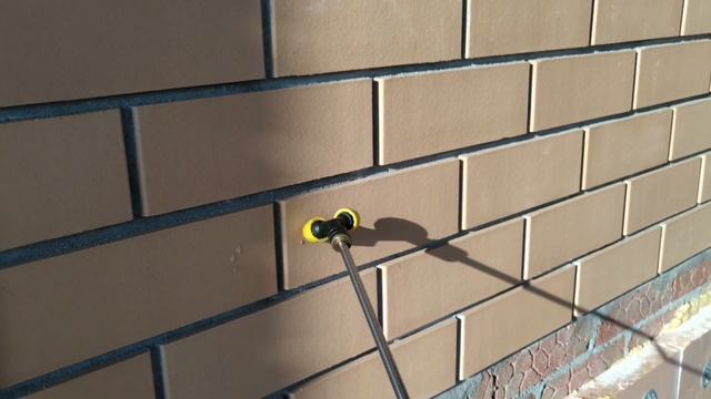 Защищаем/продлеваем жизнь облицовочному кирпичу. Гидрофобизатор для кирпича PROSEPT/MEDERA смотреть онлайн