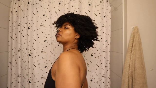 SIMPLE Fluffy + Stretched Wash And Go | My Go To Wash And Go Combo смотреть онлайн