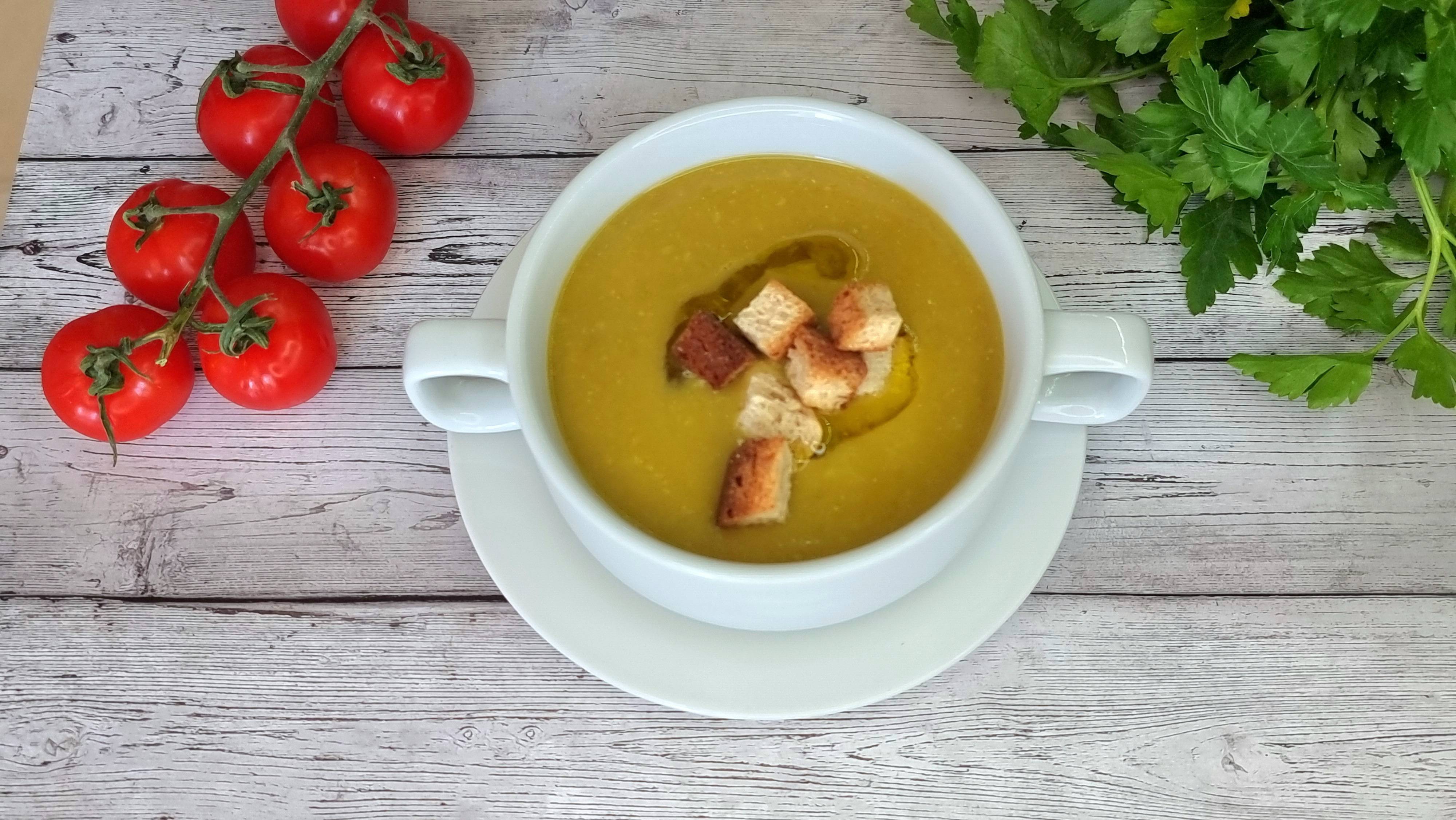 Крем-суп из зелёного горошка