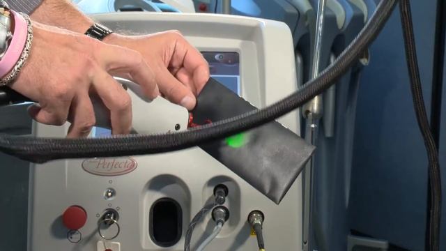 Candela VBeam Perfecta смотреть онлайн