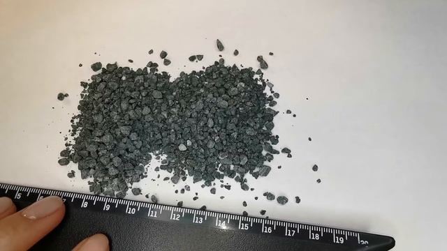 Крошка из темно-зелёного порфирита, Фракция 1-4 мм смотреть онлайн