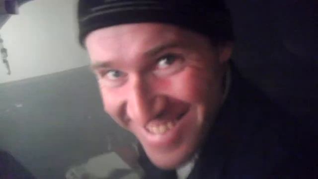 Дизель завёлся в обратку (Mercedes-Benz W123) смотреть онлайн