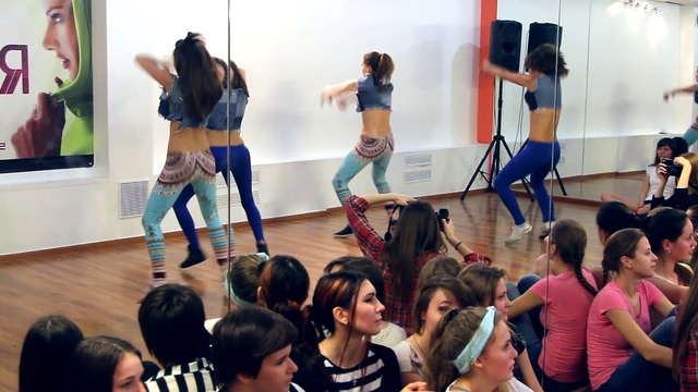 Реггетон. Pop Up Crew. смотреть онлайн