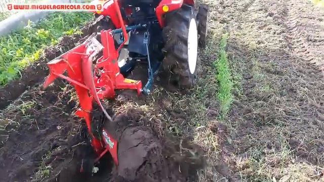 Arado Windland PC08 con Tractor Mitsubishi MT 1601 смотреть онлайн