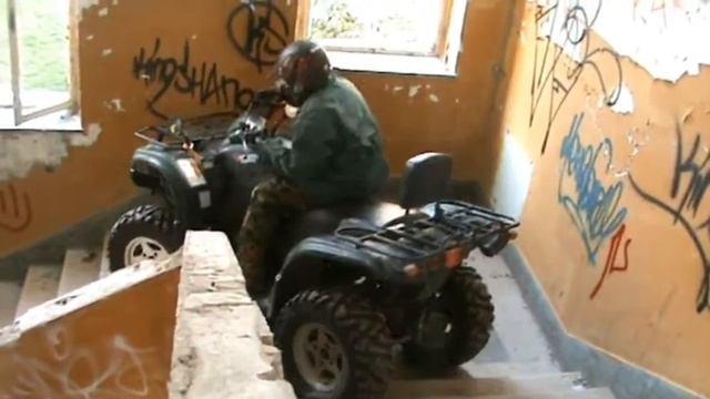 Off road in the building смотреть онлайн