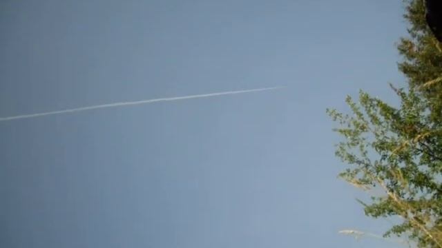 Метеорит падающий на Челябинск оказался РАКЕТОЙ!!!! смотреть онлайн