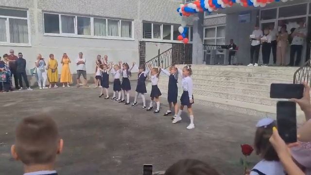 1 сентября 2022г 1 класс. Чернова Арина смотреть онлайн