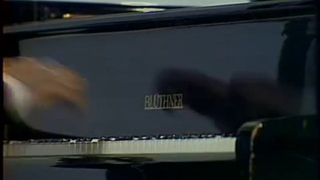 Victor Eresko plays Rachmaninoff Prelude and Etude - video 1978 смотреть онлайн