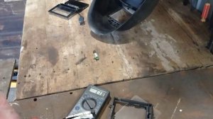 плохо работает сварочная маска, что делать?