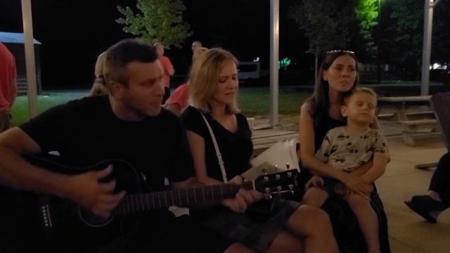 " Здесь на земле мы только странники " пение смотреть онлайн