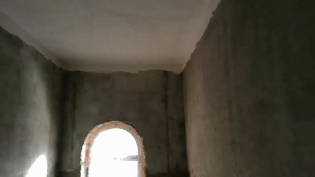 Ремонт лестничной клетки. Штукатурка стен лестничного пролёта. смотреть онлайн