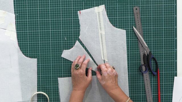 Летняя куртка из льна с капюшоном, карманами а-ля анорак и подворотами. Часть 1. Моделирование. смотреть онлайн