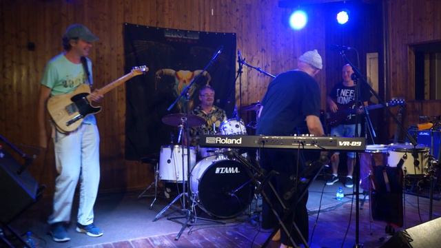 ЗАПРЕЩЁННЫЕ БАРАБАНЩИКИ в Рок-Арт-Отеле "Hotel California" 2019 г."Планета Обезьян"+"Куба Рядом" смотреть онлайн