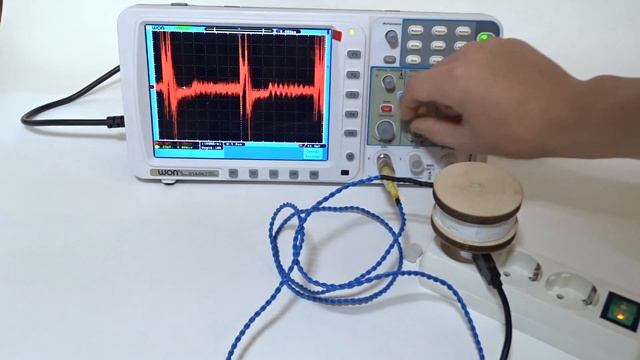 Dzinn26 Электромагнитные шумы импульсных блоков питания смотреть онлайн