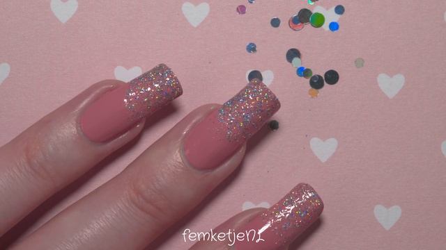 ✨How To Use Loose Glitter (How To Apply Fine & Chunky Glitter On Natural Nails) - femketjeNL смотреть онлайн