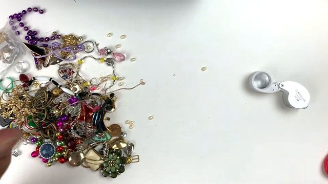 There Are So Many Earrings In This 24 Pound Lot Of Jewelry! Let's Sort Them Out. Part 6 of 8 смотреть онлайн