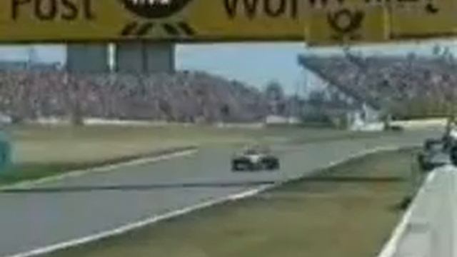 Formula 1 - 2001 - France - David Coulthard vs Rubens Barrichello смотреть онлайн