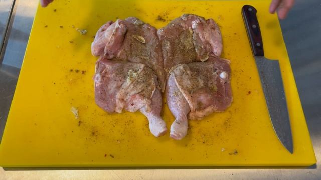 ЖАРЕНАЯ КУРИЦА ? В ФИРМЕННОМ МАРИНАДЕ ОТ ШЕФА. смотреть онлайн