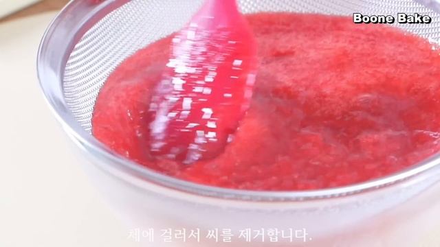딸기 바나나 케이크 ?? / 와~! 이건 정말 맛있다. / Delicious Strawberry Banana Cake