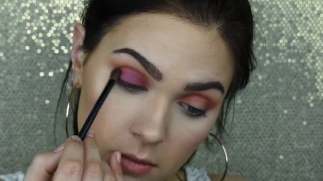 Bright Spring Makeup Tutorial For Green Eyes | Quick Beat смотреть онлайн