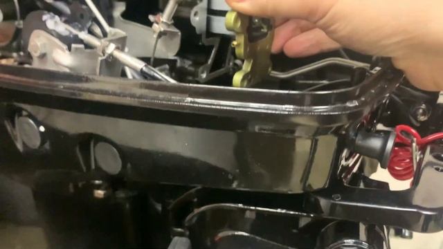 Новый 9.9 с завода Парсун чуть-чуть глохнет