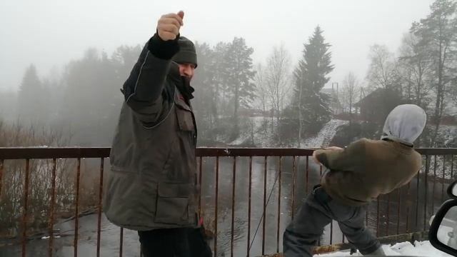 Когда не клюёт) рыбалка в Новгороде смотреть онлайн
