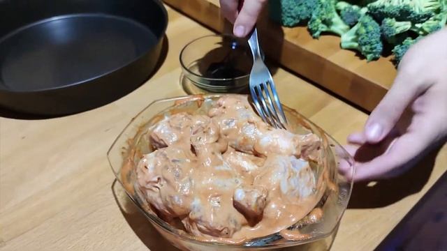 Куриные голени с Брокколи . Просто и Вкусно. смотреть онлайн