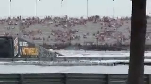 Hot Wheels Jump At Indy 2011 ( смотреть онлайн
