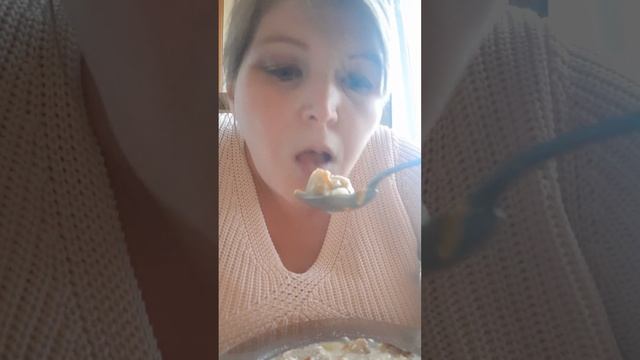 Мукбанг: обед суп с фаршем рисом и добавления сухариков вкуснота?