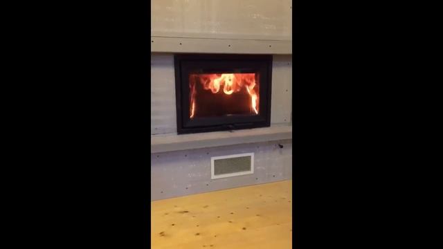 Каминная топка JOTUL I 520 F первый розжиг смотреть онлайн