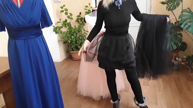Видео обзор Черные юбки короткая и длинная комплект. смотреть онлайн