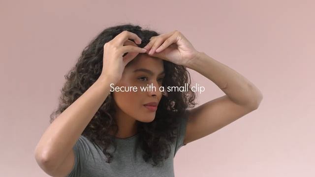 How to create defined curls with a Dyson Supersonic™ hair dryer смотреть онлайн