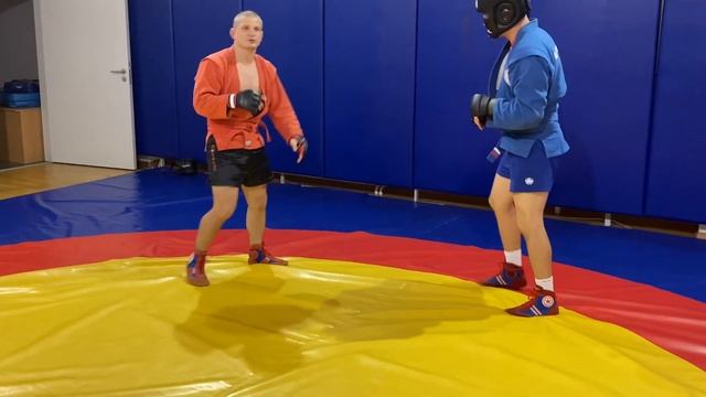 #15❗БОЕВОЕ САМБО❗COMBAT SAMBO. ЗАЩИТА от БОРЦА, удушение сзади ЧЕМПИОНА Владислава Мацкова. Sambi.s смотреть онлайн
