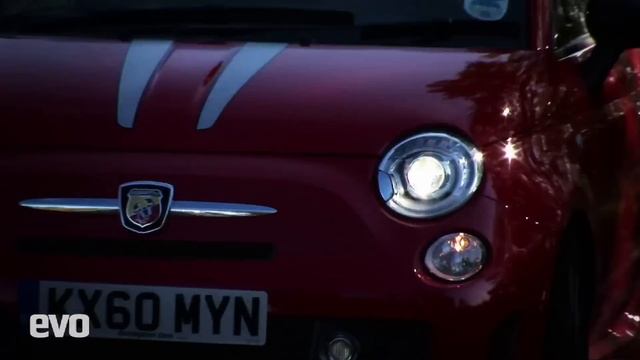 Fiat 500 Abarth 695 Tributo Ferrari- Video Review