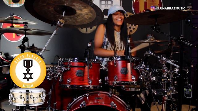 Mapex Black Panther Metallion Snare Feature - Amber Baker смотреть онлайн