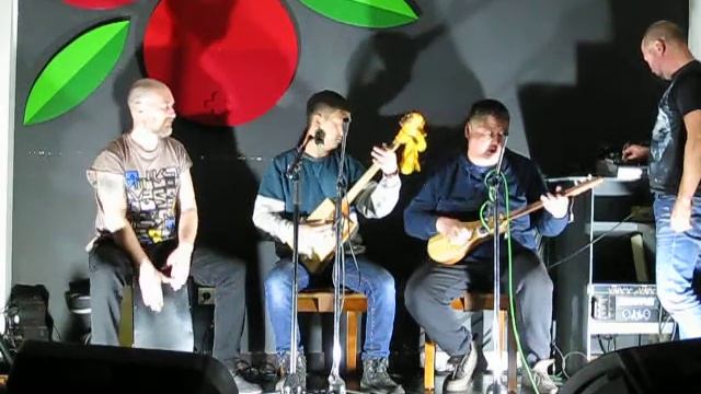 Хама Угы. Ресторан 