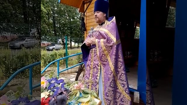Проповедь в день празднования Изнесения честных древ Животворящего Креста Господня 14.08.2023 года смотреть онлайн