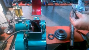 ТВ-16, извлекаем и ставим на место шпиндель станка