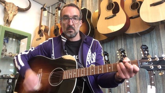Gibson J-45 Slash November Burst смотреть онлайн